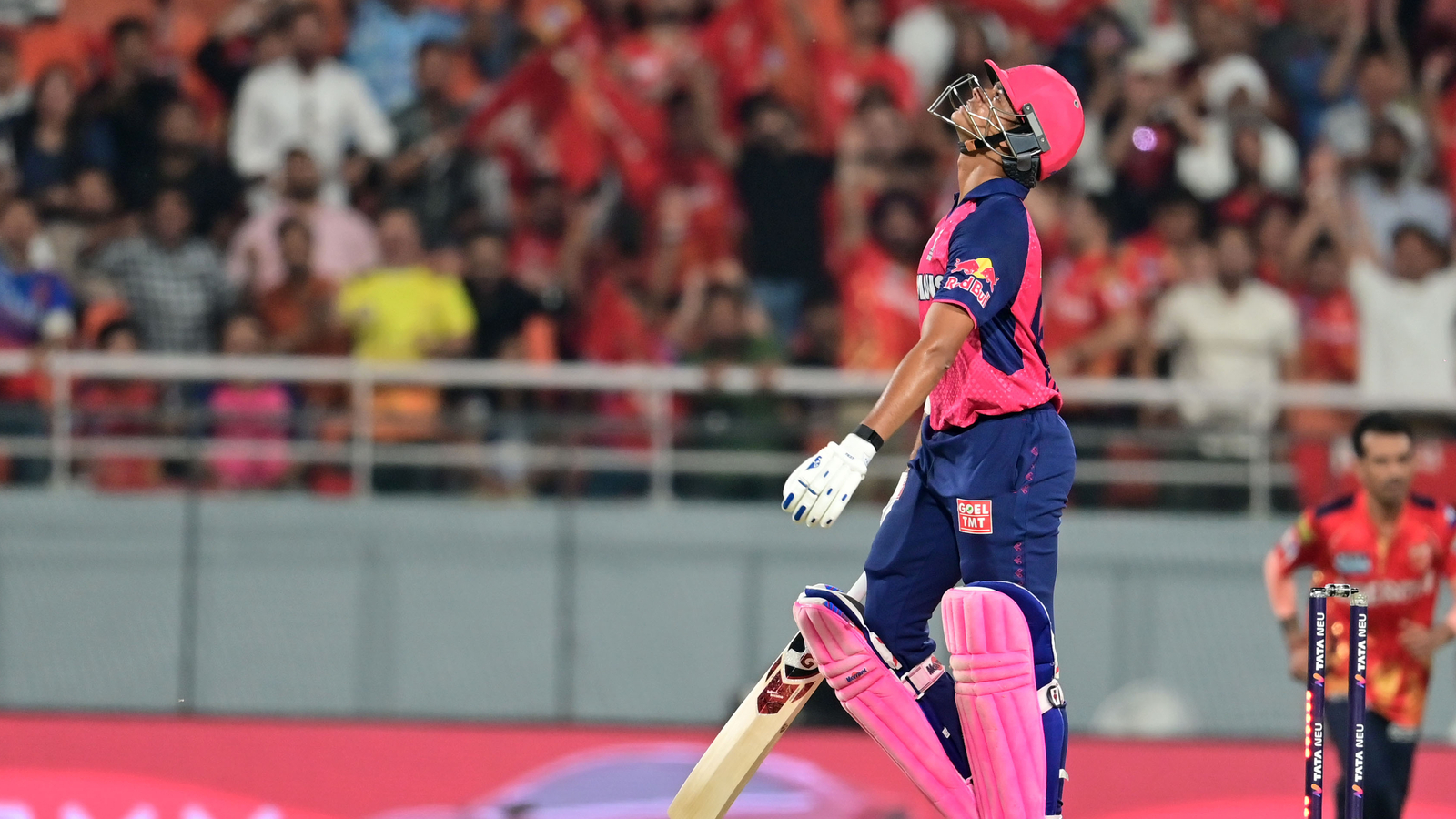 Shaw And Jaiswal: A Tale Of Two IPL 2025 Performances And Public Reactions Shaw And Jaiswal: A Tale Of Two IPL 2025 Performances And Public Reactions