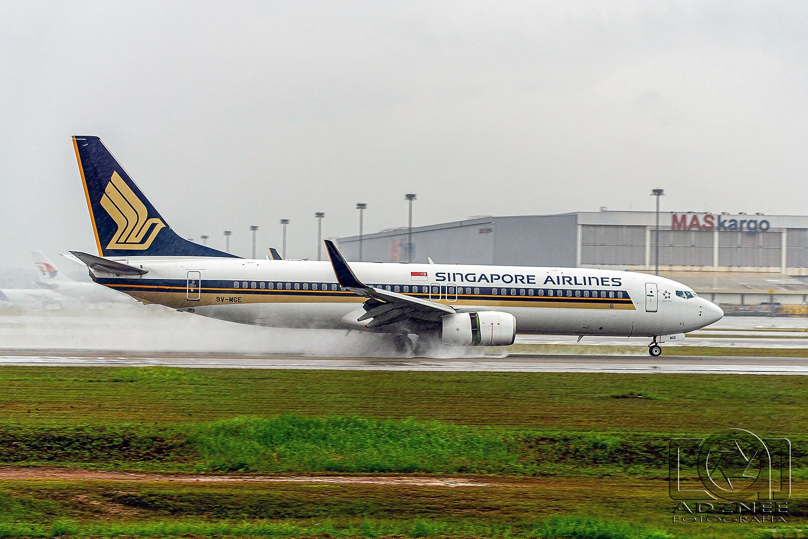 Singapore Airlines Retires Last Four Boeing 737s: A Look At The Airline's Future