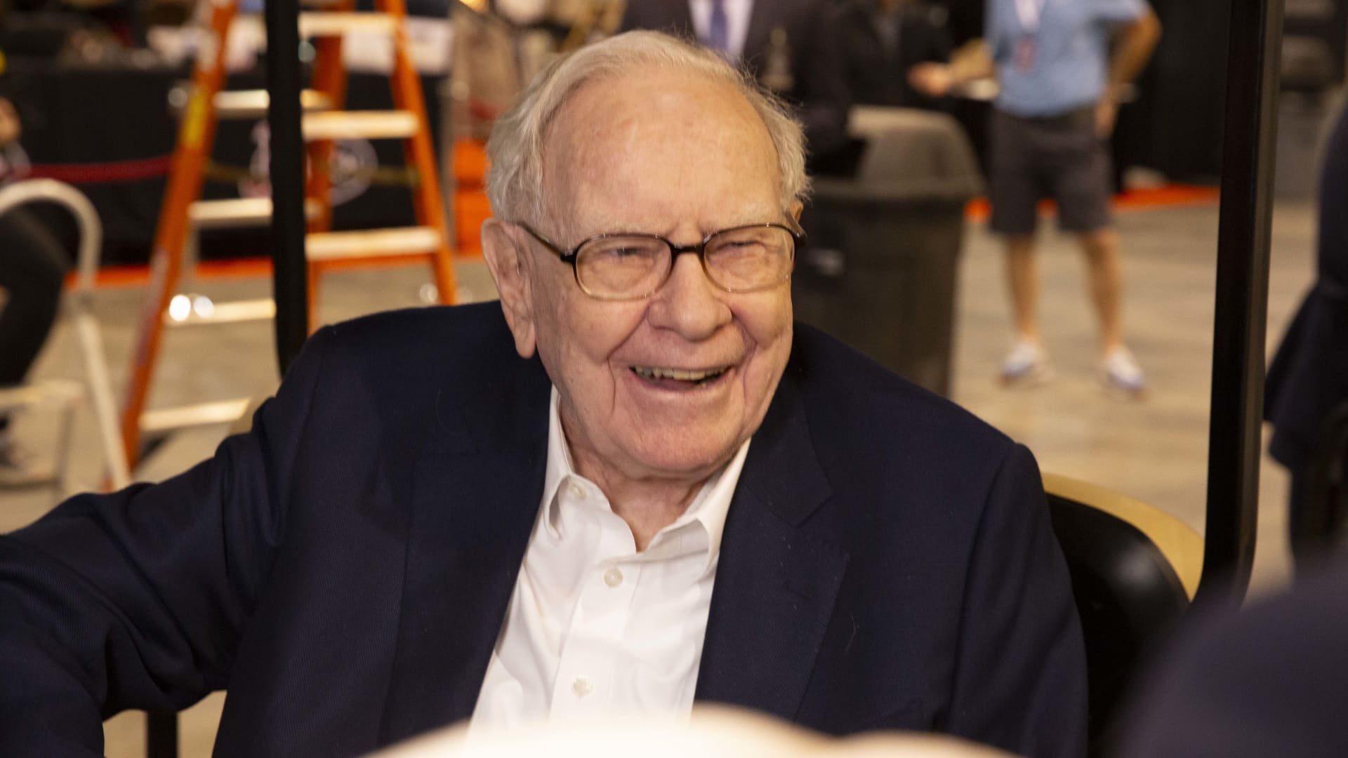 Spooked By Tariffs? Buffett's Timeless Advice For Handling Stock Market Fears Spooked By Tariffs? Buffett's Timeless Advice For Handling Stock Market Fears