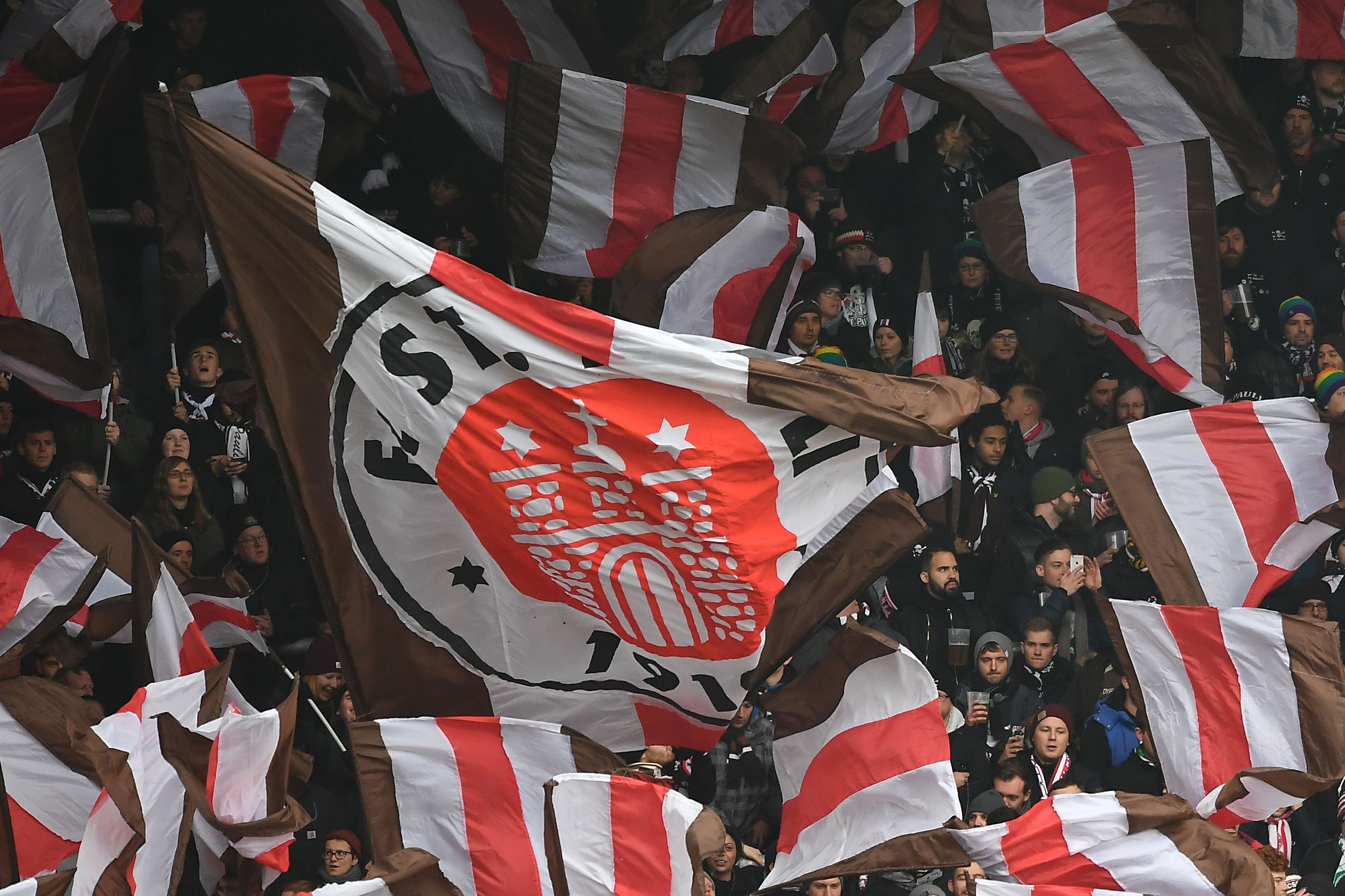 St. Pauli-Bayern: Handspielentscheidung Sorgt Für Aufruhr – Bilanz Des Spiels St. Pauli-Bayern: Handspielentscheidung Sorgt Für Aufruhr – Bilanz Des Spiels