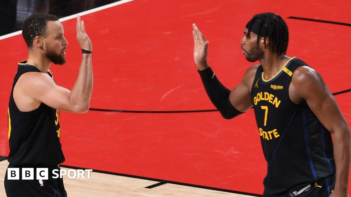 Stephen Curry's Stellar Performance Propels Warriors Past Rockets Stephen Curry's Stellar Performance Propels Warriors Past Rockets