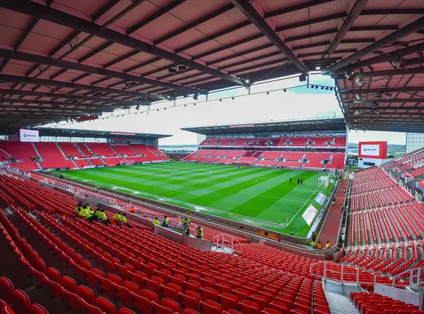 Stoke City Vs QPR: Confirmed Team Lineups & Key Injuries