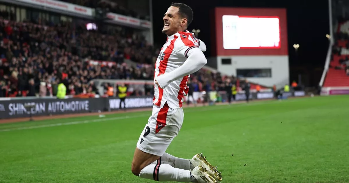 Stoke City's Al-Hamadi: Injury Update And QPR Match Preview From Mark Robins Stoke City's Al-Hamadi: Injury Update And QPR Match Preview From Mark Robins