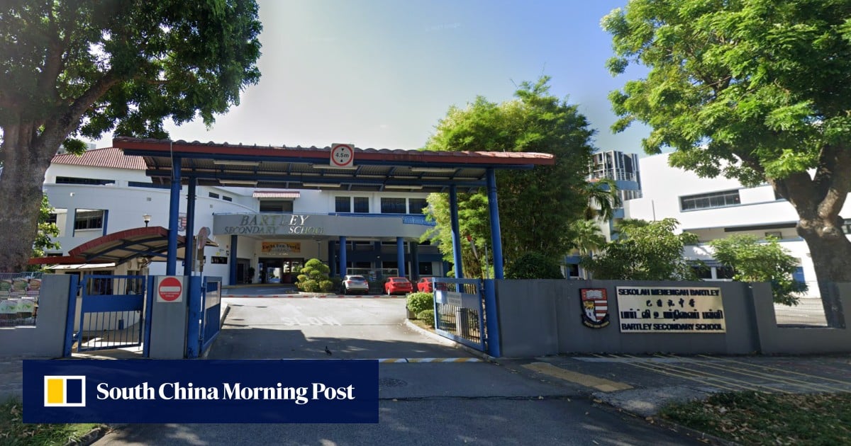Student Arrested After Attacking Teacher With Penknife In Singapore Student Arrested After Attacking Teacher With Penknife In Singapore