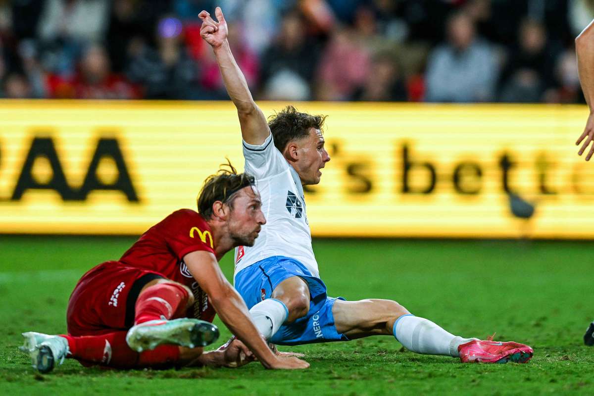 Sydney FC's Resurgence: A-League Win Over Adelaide Pushes Them Up The Table Sydney FC's Resurgence: A-League Win Over Adelaide Pushes Them Up The Table