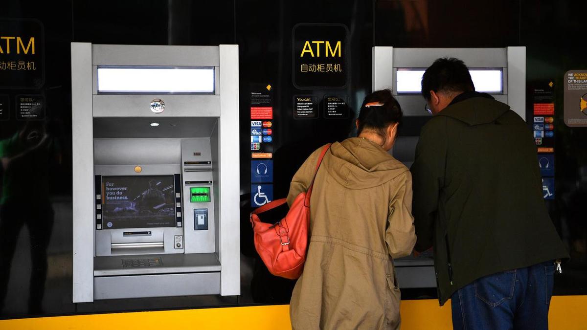 Thousands Locked Out: Commonwealth Bank System Failure Under Investigation Thousands Locked Out: Commonwealth Bank System Failure Under Investigation