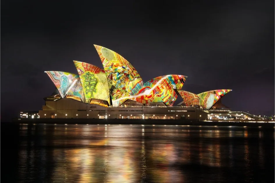 Top 10 Experiences: Your Vivid Sydney 2025 Checklist Top 10 Experiences: Your Vivid Sydney 2025 Checklist