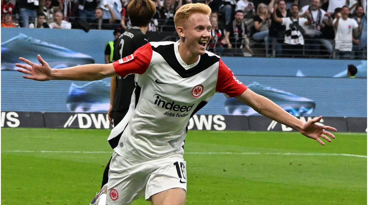 Transferpoker Um Larsson: Man Citys Angebot Liegt Deutlich Unter Marmoushs Ablöse Transferpoker Um Larsson: Man Citys Angebot Liegt Deutlich Unter Marmoushs Ablöse