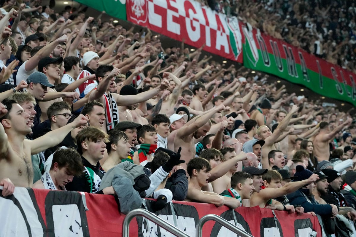 Travel Warning: Chelsea Fans Urged To Exercise Caution At Legia Warsaw Match Travel Warning: Chelsea Fans Urged To Exercise Caution At Legia Warsaw Match