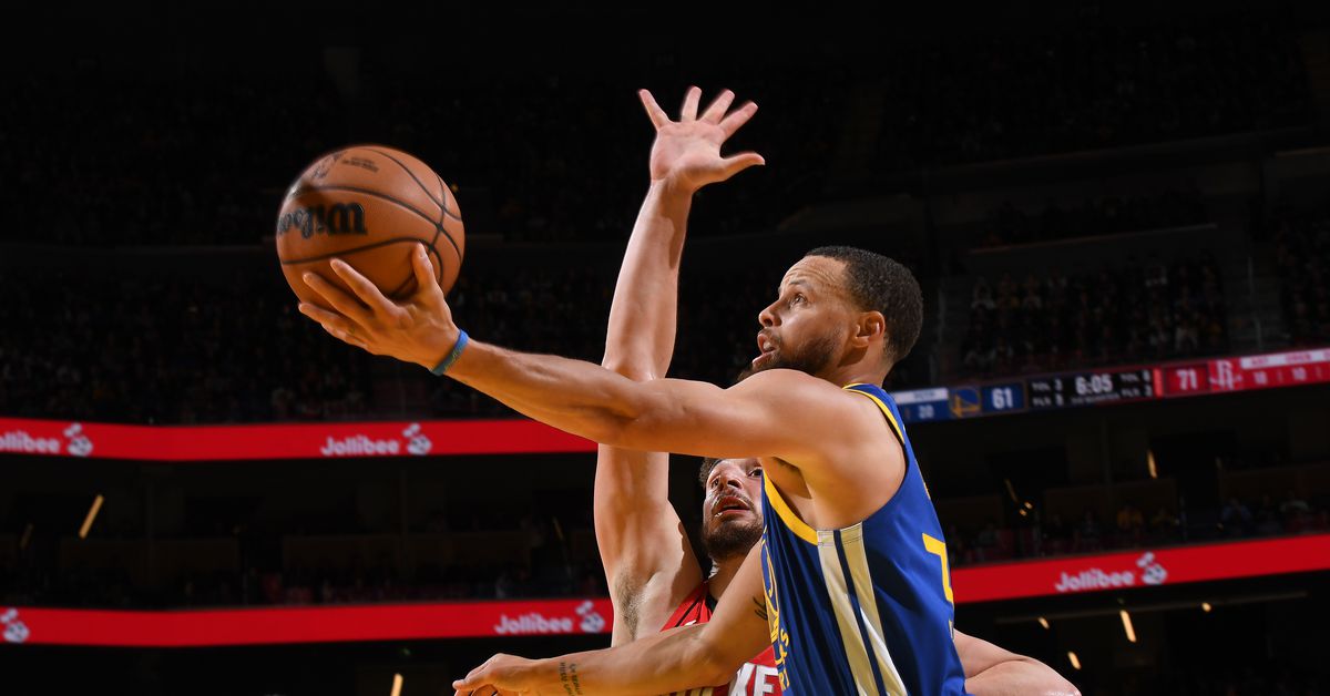 Uncharacteristic Performance: Steph Curry Scores Only 3 Points In Loss To Rockets Uncharacteristic Performance: Steph Curry Scores Only 3 Points In Loss To Rockets