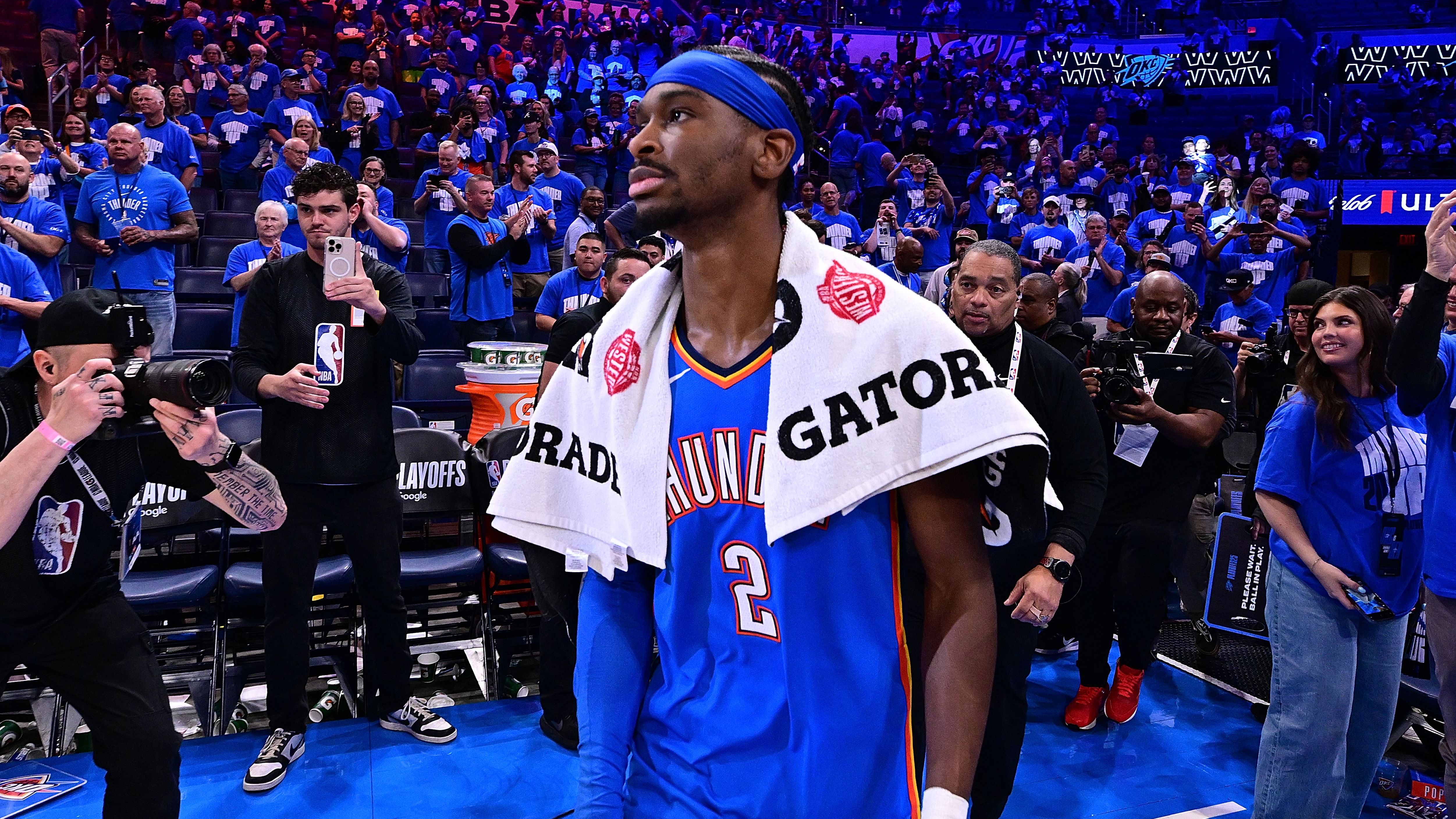 Video: Vinicius Junior And Ronaldinho's Message To MVP Shai Gilgeous-Alexander Video: Vinicius Junior And Ronaldinho's Message To MVP Shai Gilgeous-Alexander